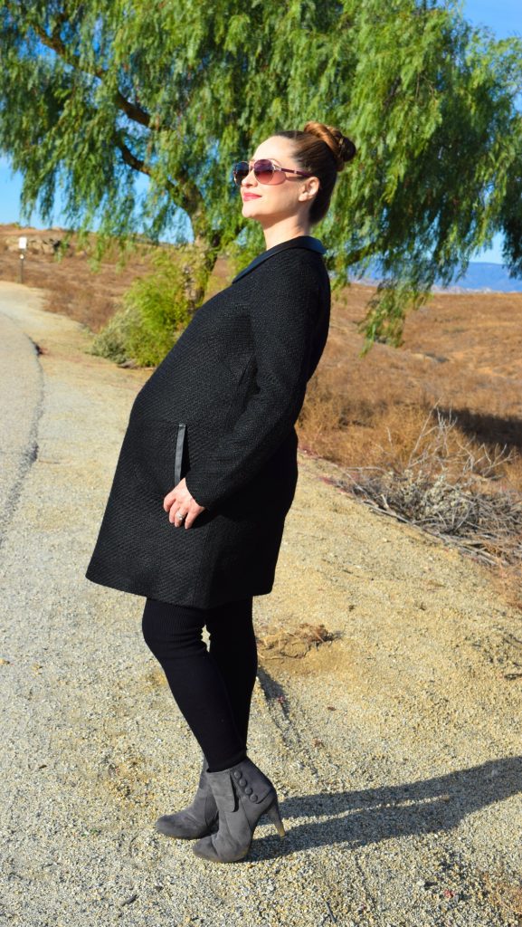 Style The Bump-Momo Maternity -  Fashion -Pregnant - Wool - Dress - Peter Pan Collar - Tweed Fynn - 38 weeks pregnant