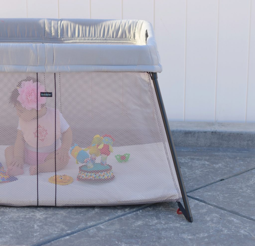 babybjörn-light-travel-crib