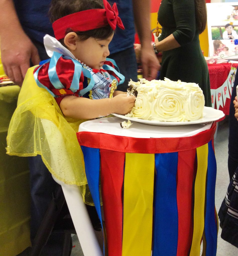 First-Birthday-Party-Disney-Snow-White-Theme-Imagine-Me-Grow-Smash-Cake