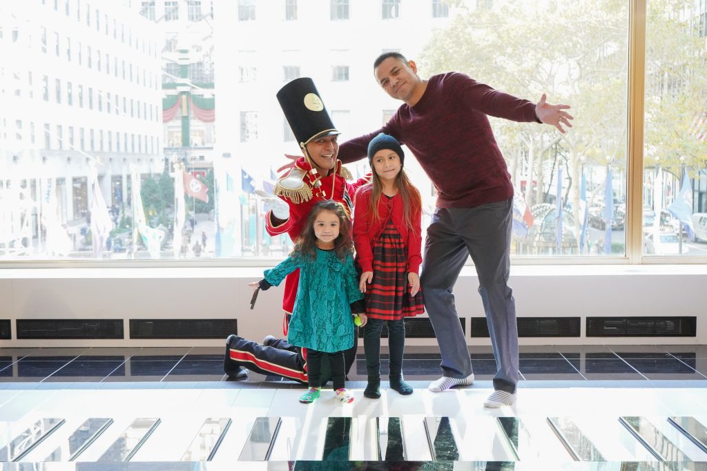 FAO-Schwarz-NYC-Less Screen Time-MelissaAndDoug-Giveaway-Toys-2018-The Power Of Play