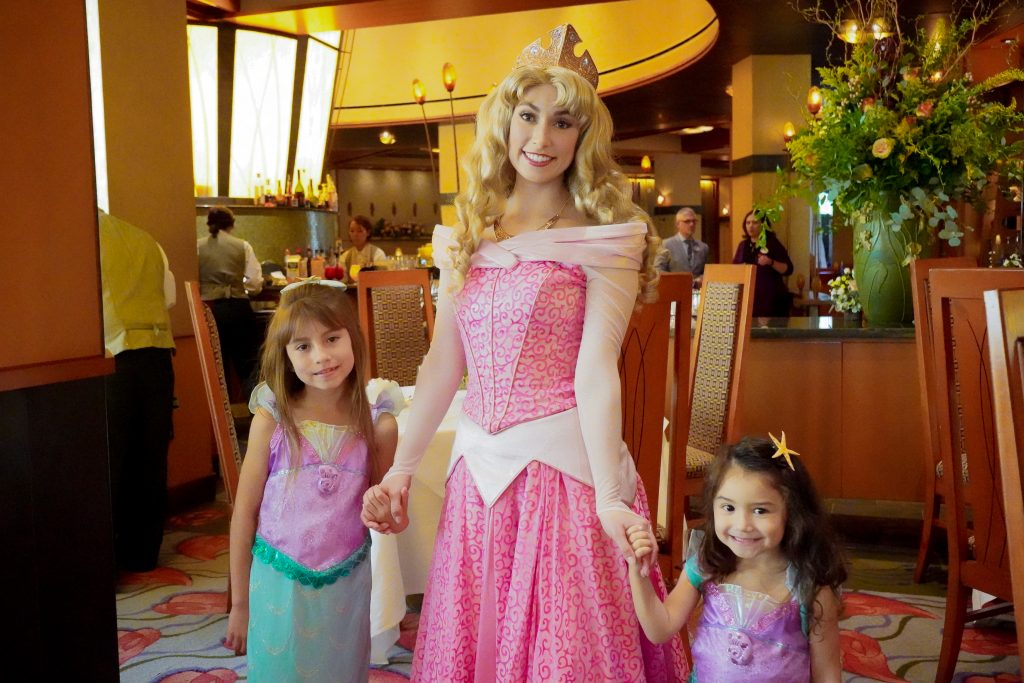 Disney-Princess-Breakfast-Adventure- Grand Californian Hotel- Disneyland-Character Dining-buffet-Napa Rose