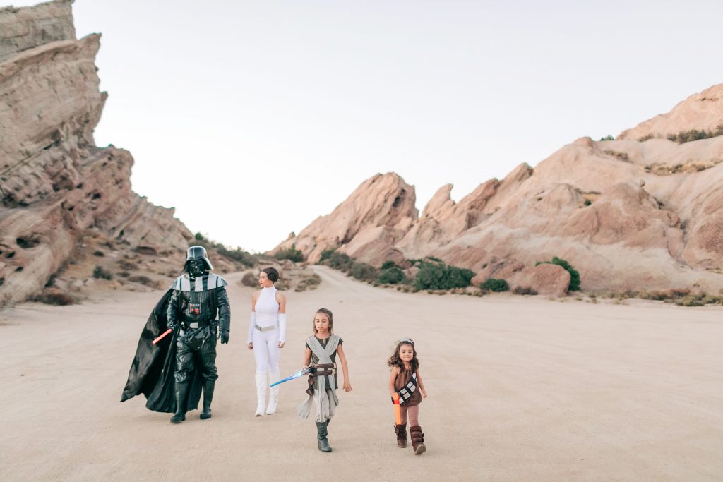 Family-Halloween-Costume-Ideas -X-Men-StarWars - 2021
