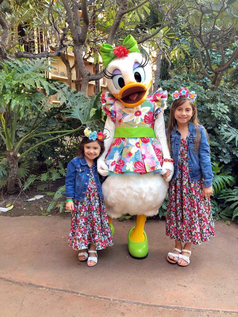 Disney Aulani Resort-more affordable than you think-deals-make your own mickey ears