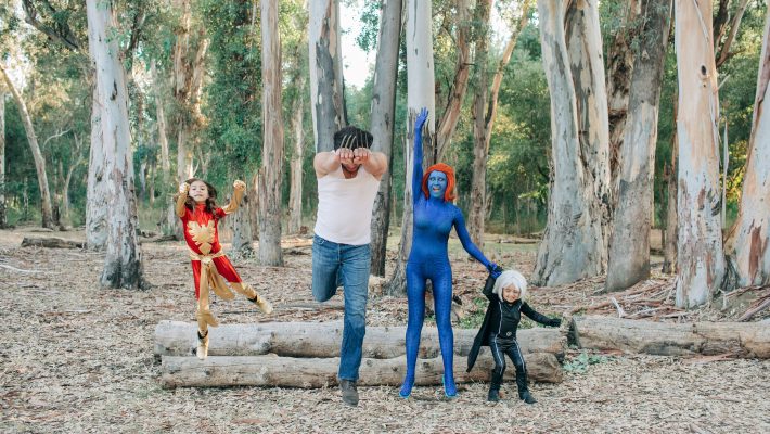 Family-Halloween-Costume-Xmen-SuperHero-Ideas