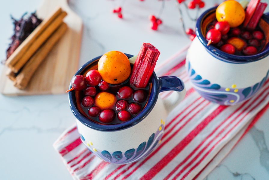 Cranberry-Ponche-Navideño-Mexican Christmas Punch-Traditional-with cranberries-crockpot- holiday-recipe