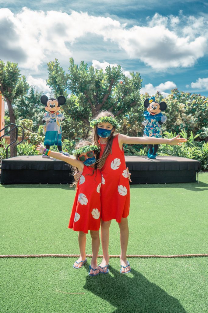 10 Reasons to Visit Aulani, a Disney Resort & Spa 2021 - Family Vacation Review - Character meet and greet - Make Your Own Mickey Ears