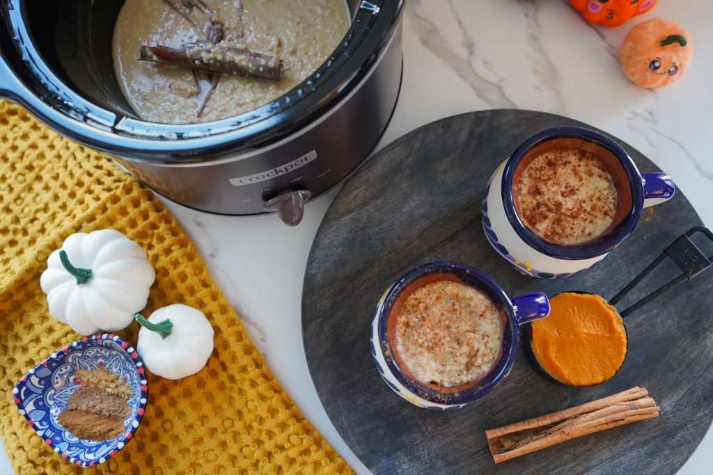 Pumpkin Pie Slow Cooker Oatmeal Recipe-Pumpkin Pie Slow Cooker Oatmeal Recipe-Crockpot-Fall Vegan Recipe 2021