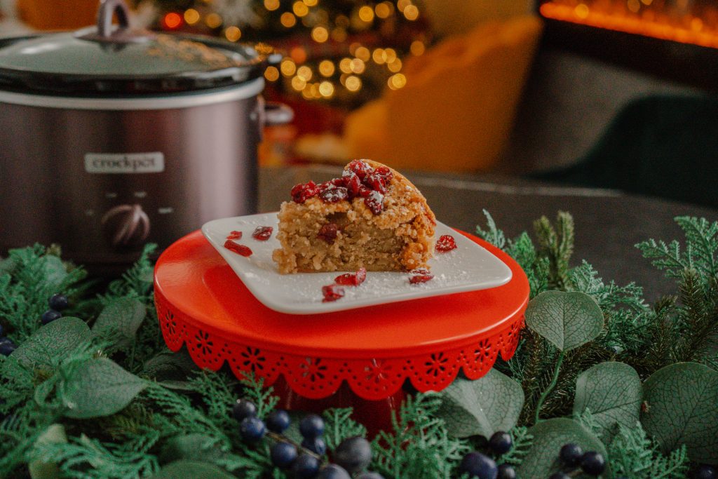 Simply Delicious Eggless Pistachio Cranberry Christmas Cake - Passionate  About Baking