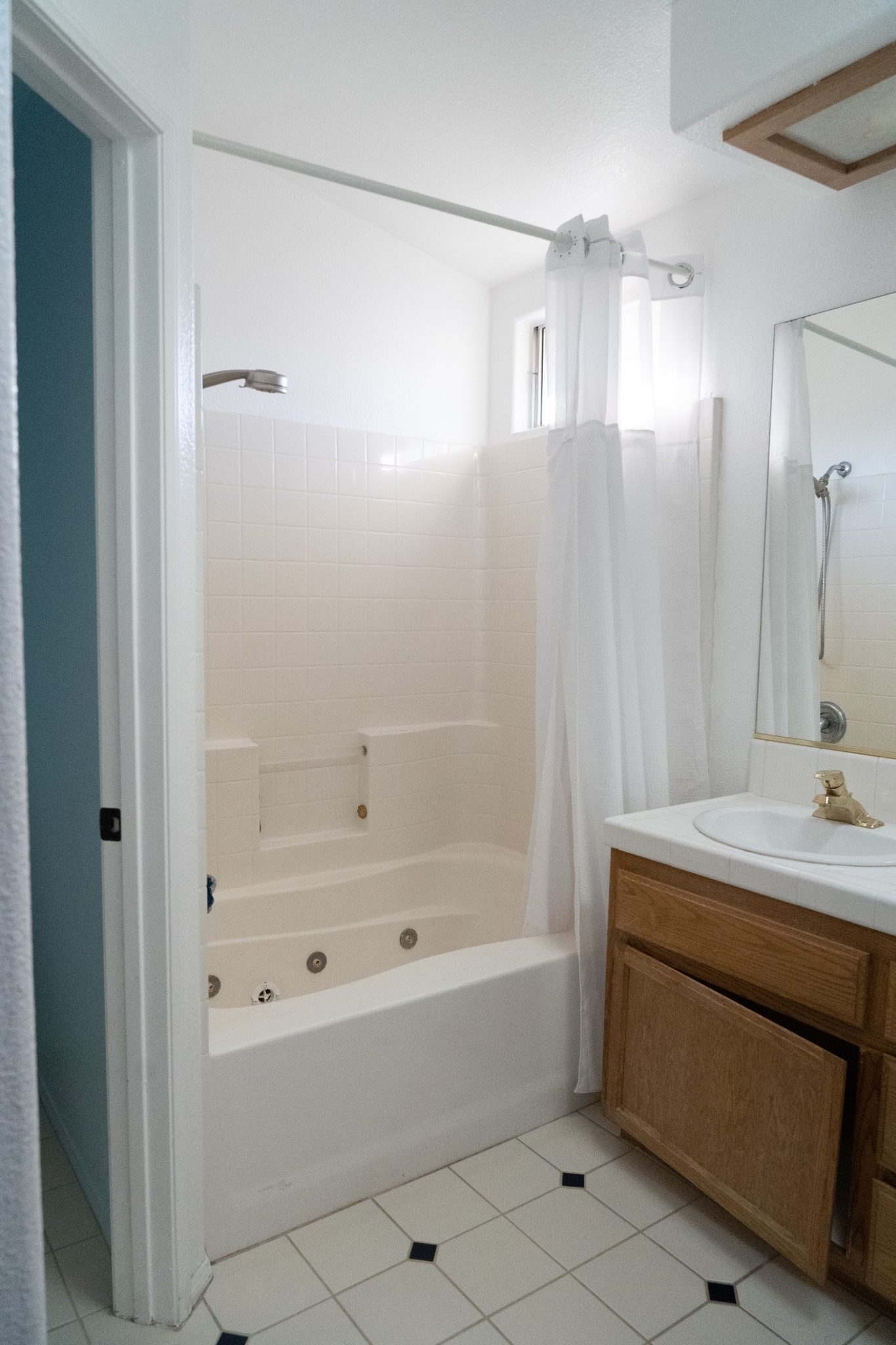 5 Amazing Small Bathroom Renovation Ideas The Mother Overload