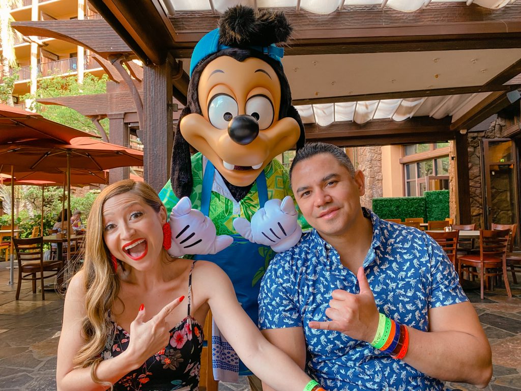 Aulani Character Breakfast - Max Goof Troup - Oahu Hawaii vacation