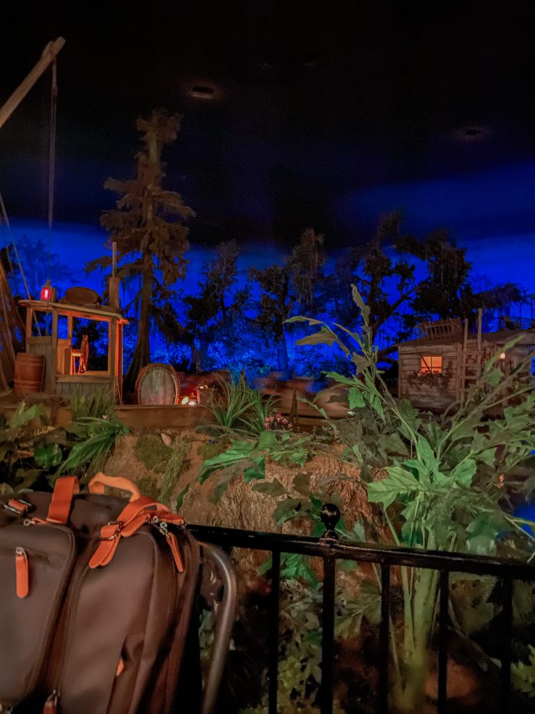 Blue Bayou restaurant at Disneyland - NEW Know before you go - Dining Tips - Disneyland Park 2023 -Planning your visit